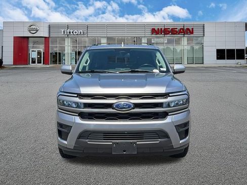 Used 2024 Ford Expedition Max XLT AWD/4WD image 2
