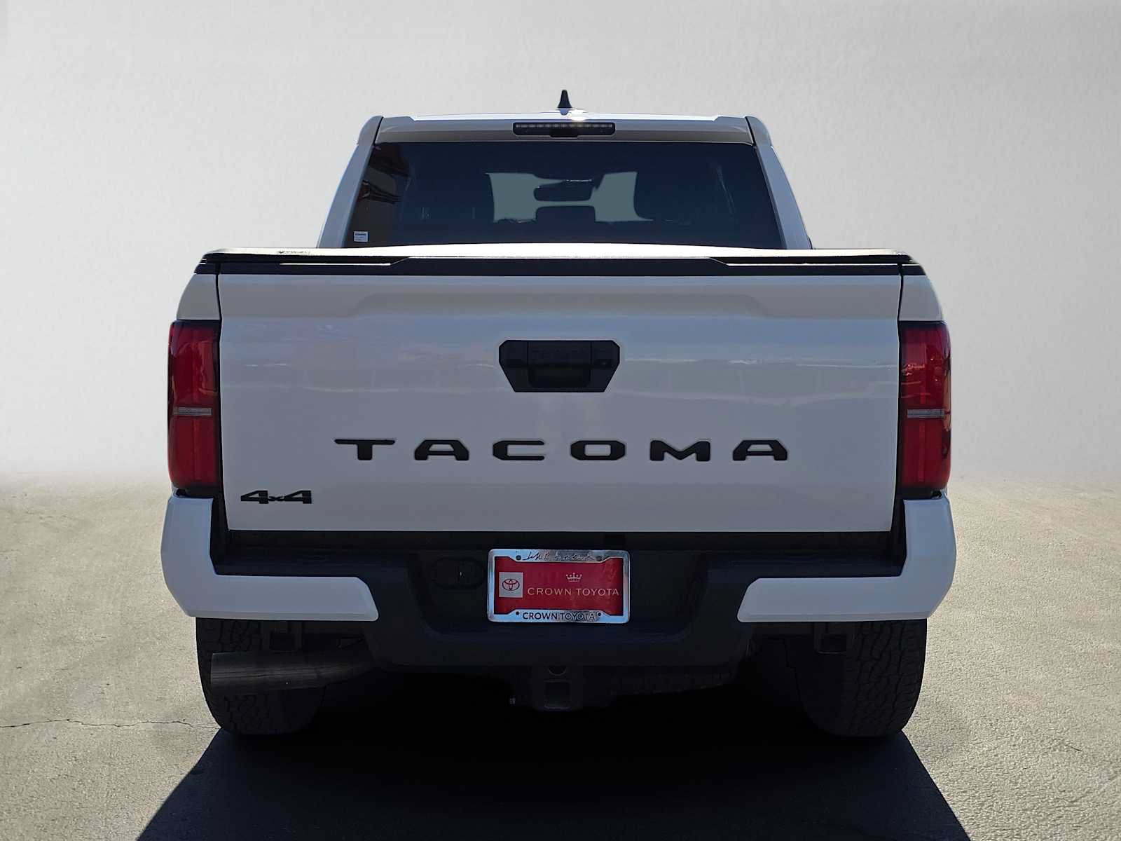 Certified 2025 Toyota Tacoma TRD Off-Road AWD/4WD image 4