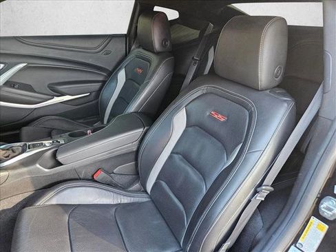 Used 2021 Chevrolet Camaro SS image 18