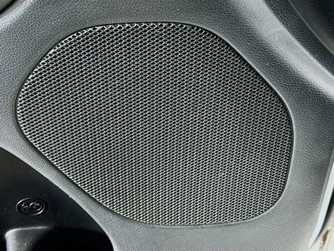 Used 2015 Jeep Grand Cherokee Altitude image 20