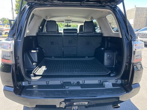 Used 2018 Toyota 4Runner SR5 Premium AWD/4WD image 25