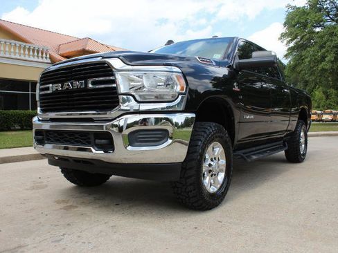Used 2019 RAM 2500 Big Horn AWD/4WD image 9