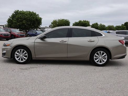 Used 2022 Chevrolet Malibu LT FWD image 8