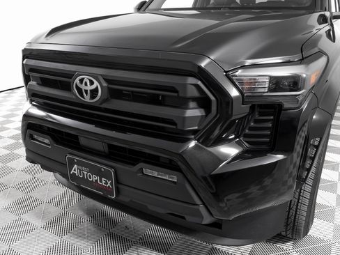 Used 2024 Toyota Tacoma SR5 image 27