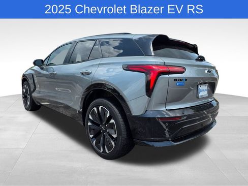 Certified 2025 Chevrolet Blazer EV RS AWD/4WD image 6
