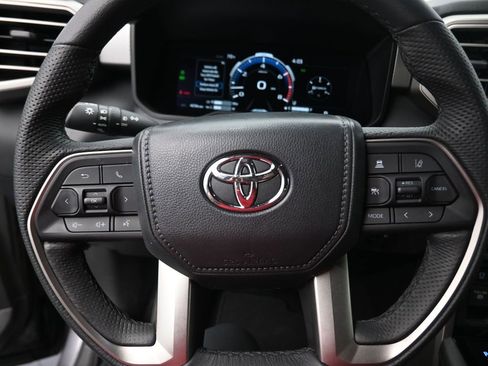 Used 2025 Toyota Tundra Limited image 8