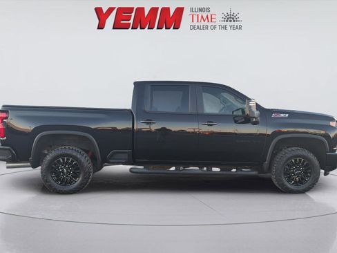 Used 2022 Chevrolet Silverado 2500 LTZ w/ LTZ Plus Package image 8