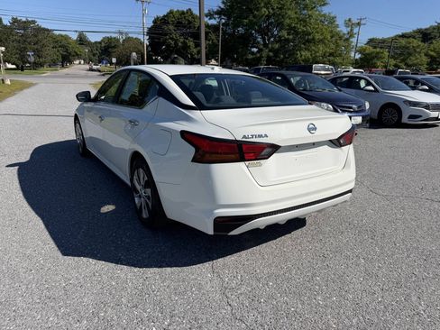 Used 2020 Nissan Altima 2.5 S FWD image 3