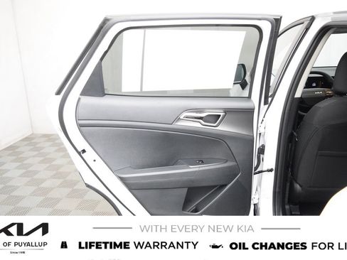 New 2026 Kia Sportage LX AWD/4WD image 11