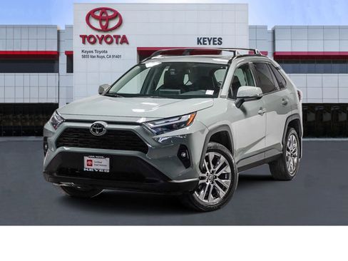 Certified 2022 Toyota RAV4 XLE Premium image 1