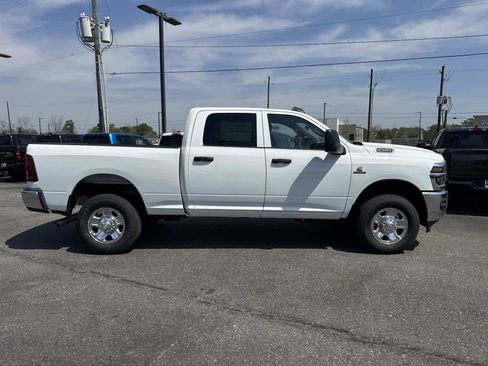 New 2026 RAM 2500 Tradesman AWD/4WD image 6