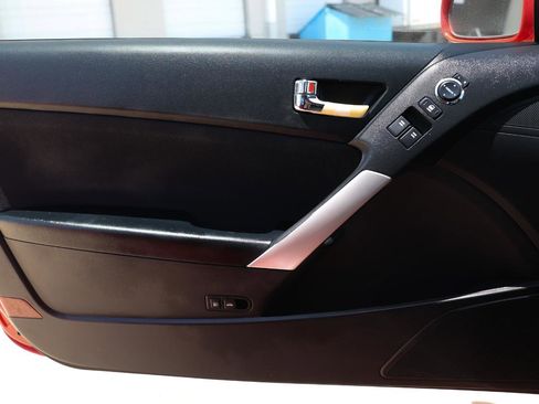 Used 2010 Hyundai Genesis 2.0T RWD image 36