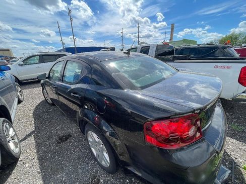 Used 2013 Dodge Avenger SE image 5