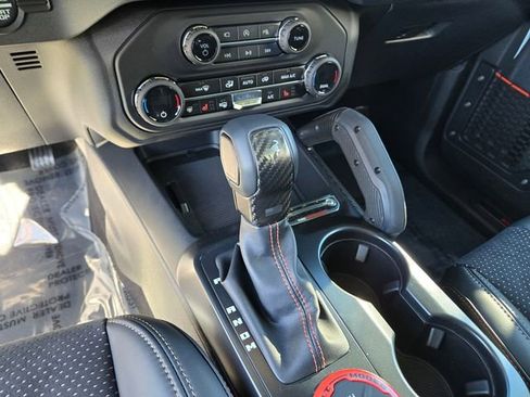 New 2026 Ford Bronco Raptor AWD/4WD image 15
