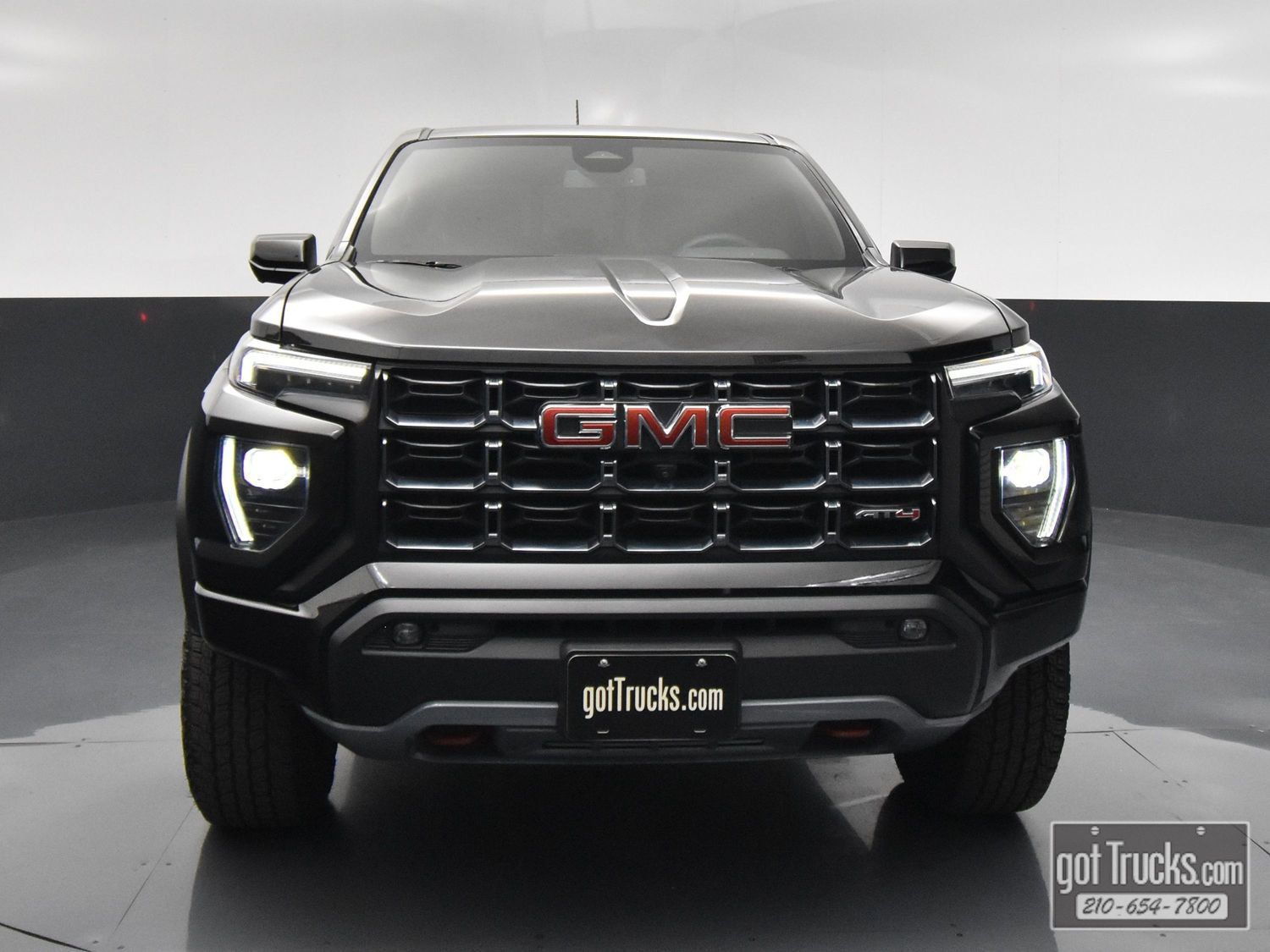 Used 2024 GMC Canyon AT4 w/ Technology Package AWD/4WD image 48