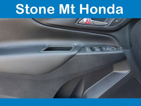 Used 2023 Chevrolet Equinox LT image 17