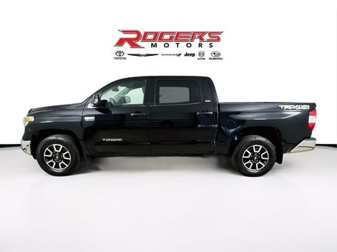 Used 2019 Toyota Tundra SR5 w/ TRD Off Road Package AWD/4WD image 9
