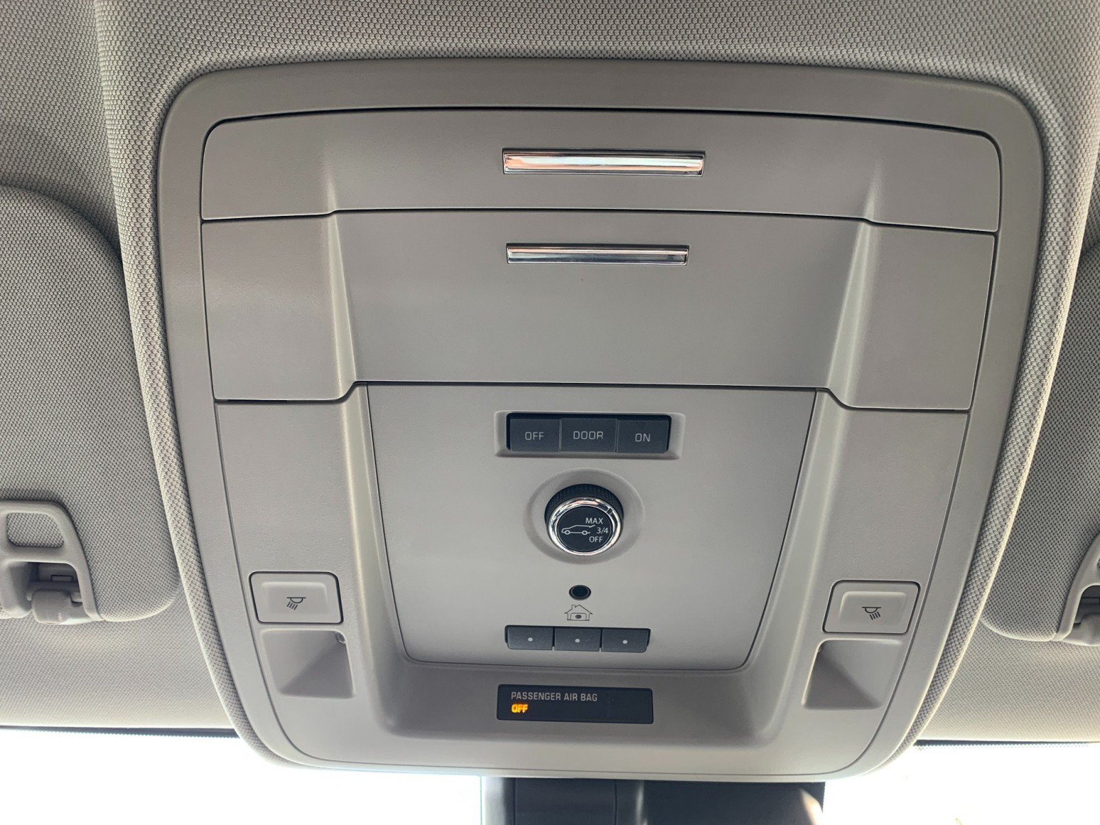 Used 2020 Chevrolet Suburban Premier w/ Max Trailering Package AWD/4WD image 25