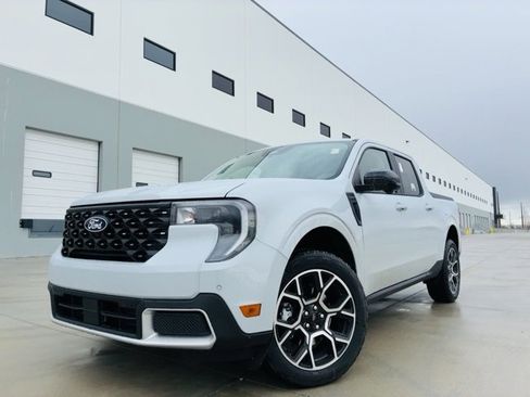 New 2026 Ford Maverick Lariat image 1