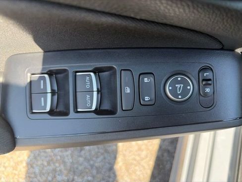 Used 2025 Honda Civic Sport image 15