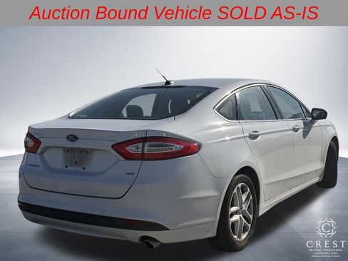 Used 2014 Ford Fusion SE image 8