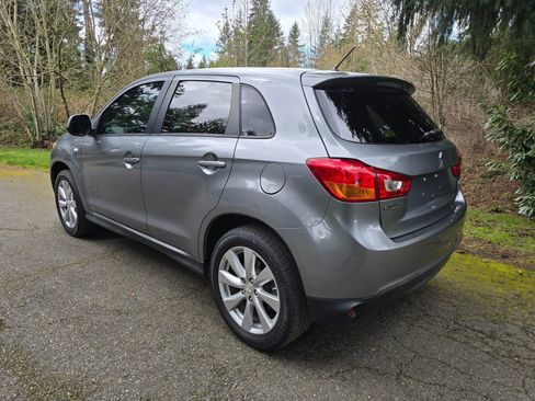 Used 2015 Mitsubishi Outlander Sport ES FWD image 3