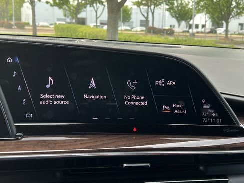 Used 2021 Cadillac Escalade ESV Sport Platinum w/ Heavy-Duty Trailer Package image 24