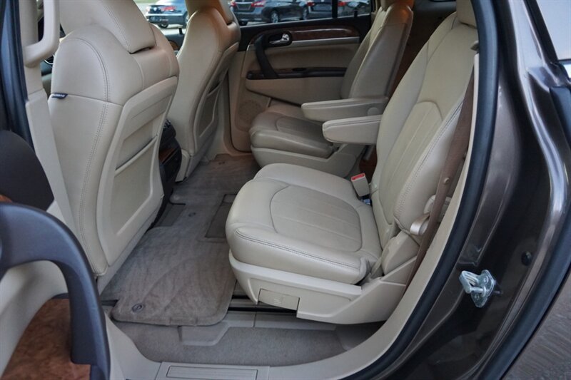 Used 2012 Buick Enclave Leather FWD image 35