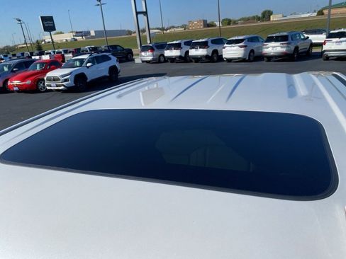 Used 2022 Chevrolet Silverado 1500 LTZ w/ LTZ Convenience Package II image 10