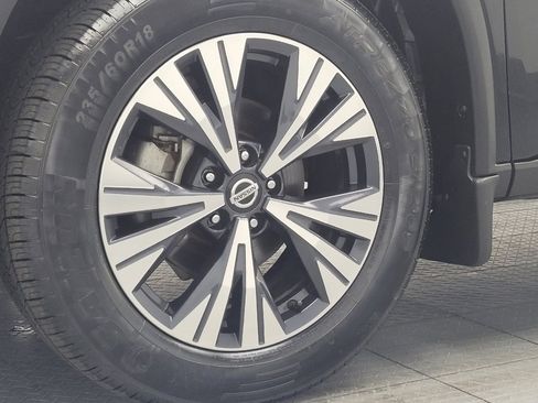 Used 2021 Nissan Rogue SV FWD image 31