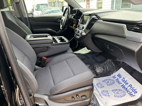 Used 2020 Chevrolet Suburban LS w/ Skid Plate Package AWD/4WD image 30