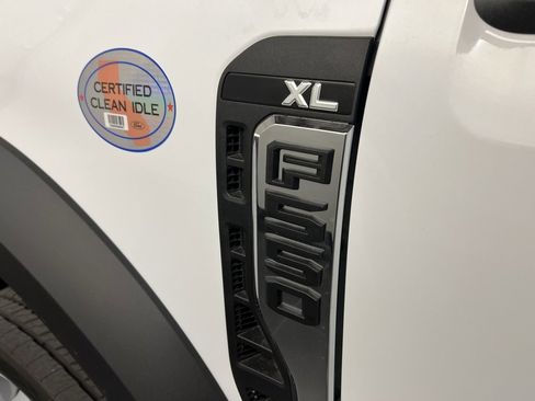 New 2026 Ford F550 4x4 Regular Cab Super Duty image 27