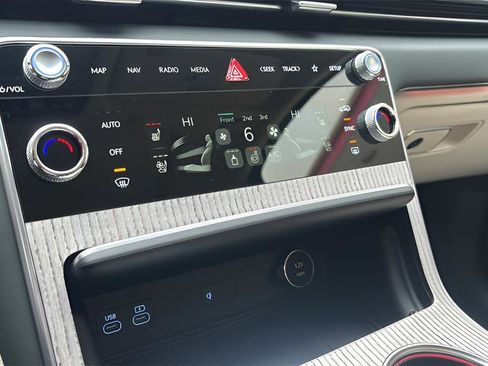 New 2026 Genesis GV80 3.5T Prestige image 24