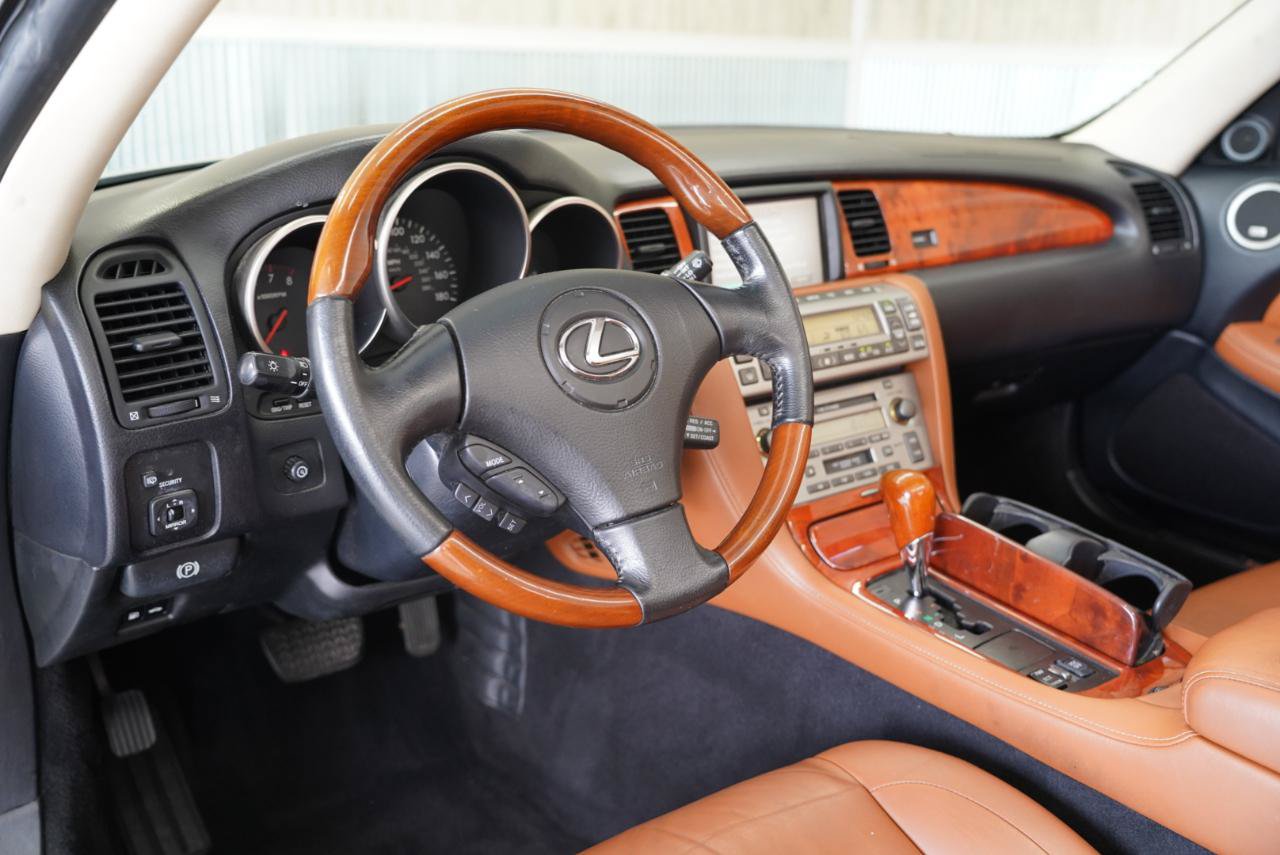 Used 2002 Lexus SC 430 Convertible RWD image 15