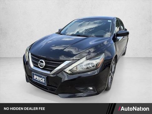 Used 2016 Nissan Altima 3.5 SR FWD image 1