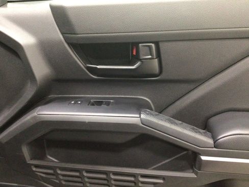 Used 2024 Toyota Tacoma SR5 image 29