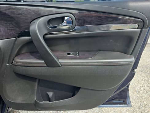 Used 2016 Buick Enclave Leather AWD/4WD image 19