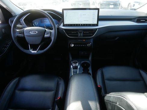 Certified 2024 Ford Escape Platinum image 19