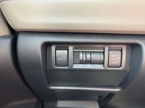 Used 2025 Subaru Forester Limited w/ Popular Package #2 AWD/4WD image 18