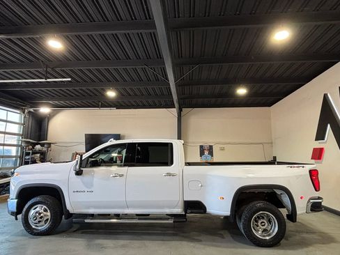 Used 2020 Chevrolet Silverado 3500 LTZ w/ LTZ Plus Package image 5