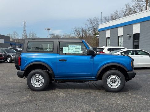 New 2026 Ford Bronco 2-Door AWD/4WD image 8