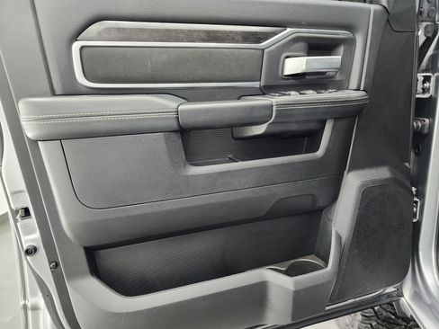 Used 2024 RAM 2500 Big Horn w/ Night Edition image 38