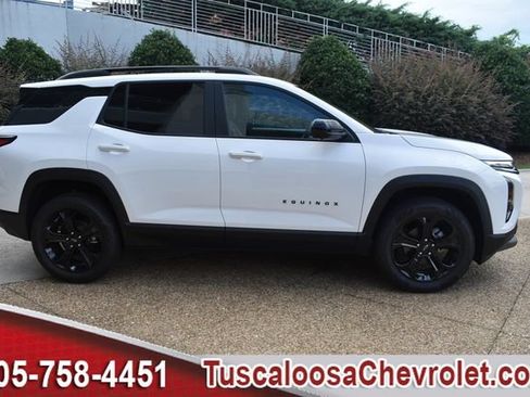 New 2026 Chevrolet Equinox LT w/ Convenience Package II FWD image 12