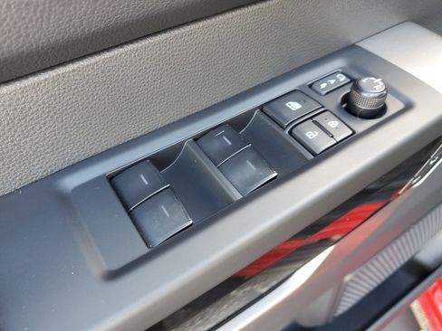 Used 2025 Toyota Tundra Limited image 26