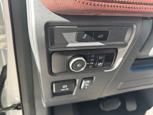 Certified 2024 Ford Expedition Limited image 14