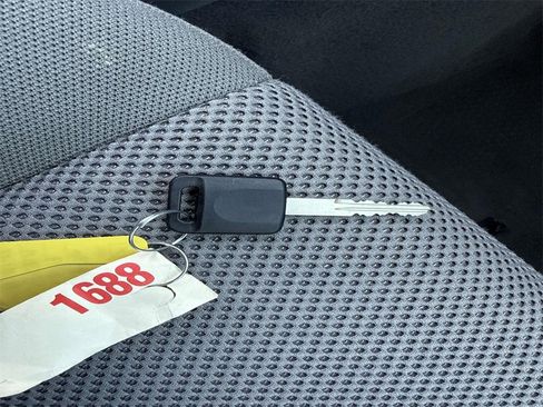 Used 2019 Nissan Frontier SV w/ Value Truck Package image 31