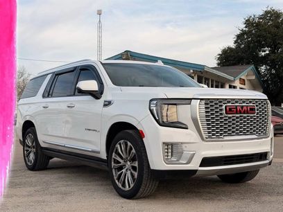 Used 2021 GMC Yukon XL Denali w/ Denali Premium Package