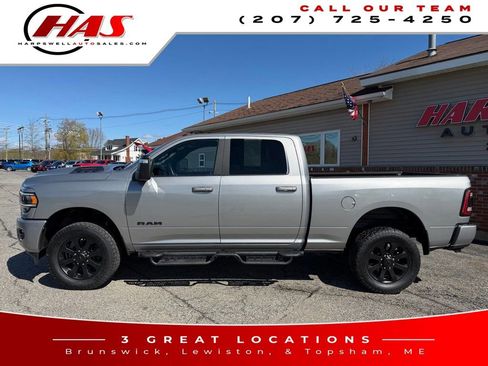 Used 2024 RAM 2500 Laramie w/ Night Edition AWD/4WD image 3