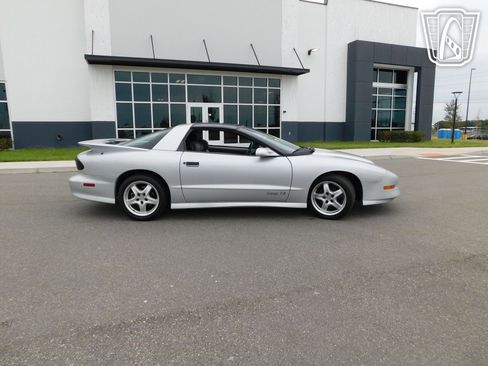 Used 1997 Pontiac Firebird Trans Am image 5