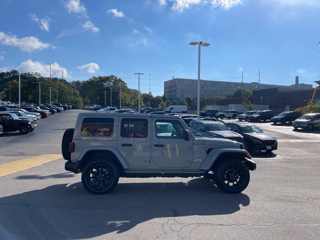 Certified 2024 Jeep Wrangler Unlimited Sahara AWD/4WD image 6